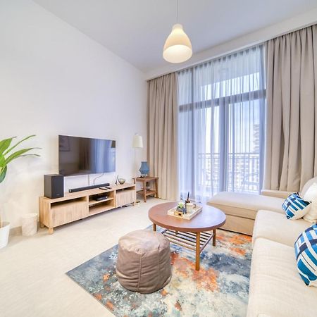 Sophisticated 1Br At Town Square Rawda Dubailand By Deluxe Holiday Homes エクステリア 写真
