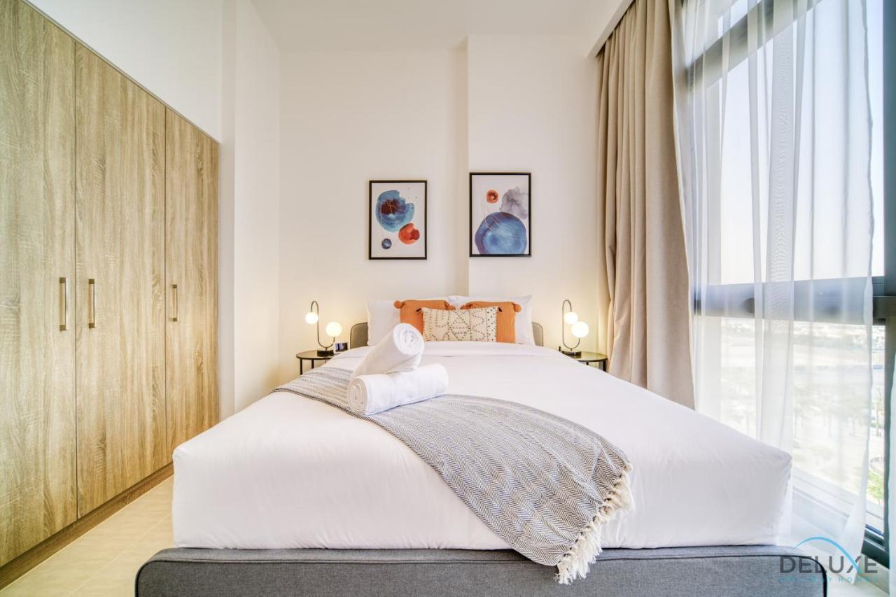 Sophisticated 1Br At Town Square Rawda Dubailand By Deluxe Holiday Homes エクステリア 写真