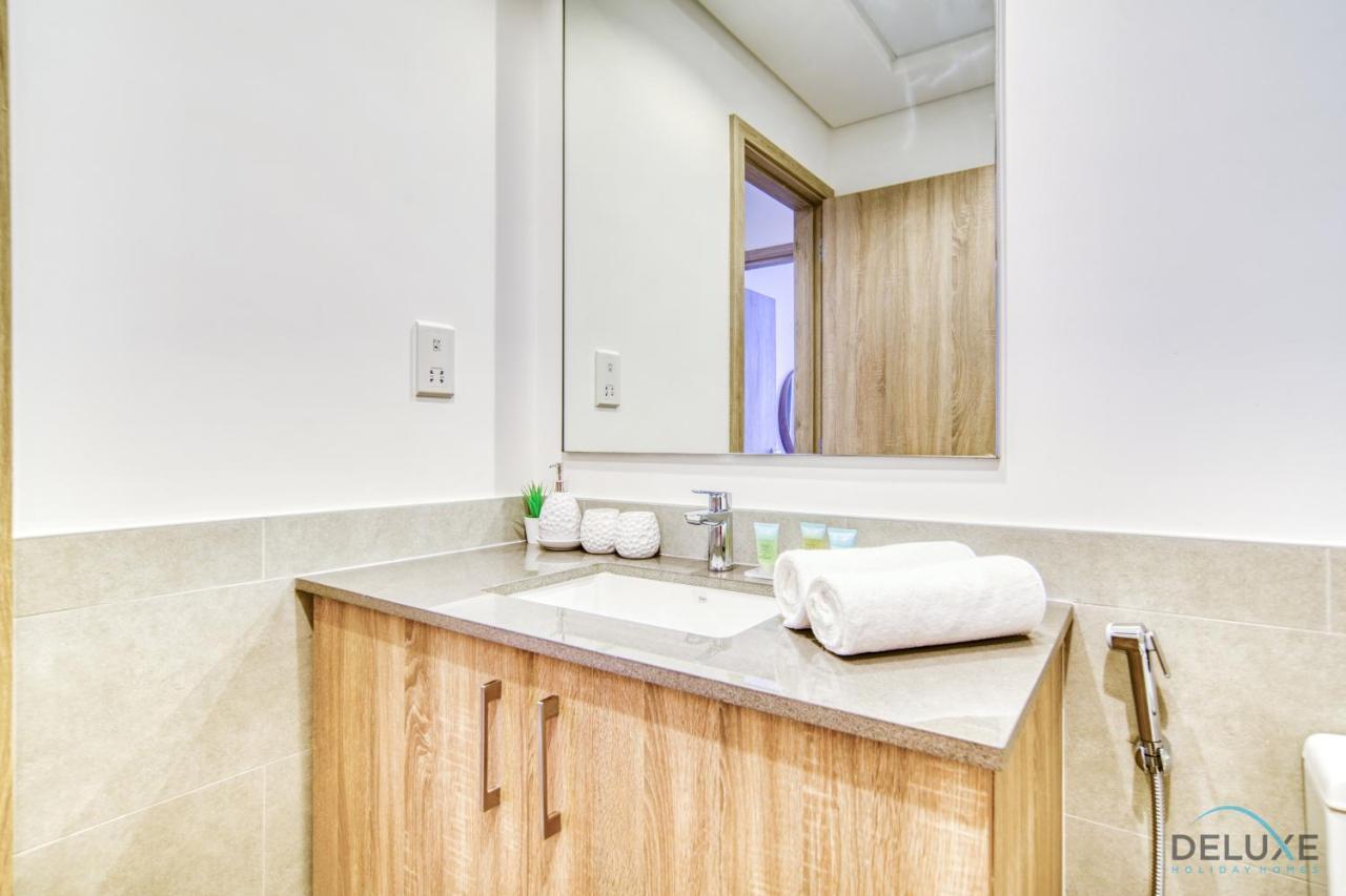Sophisticated 1Br At Town Square Rawda Dubailand By Deluxe Holiday Homes エクステリア 写真